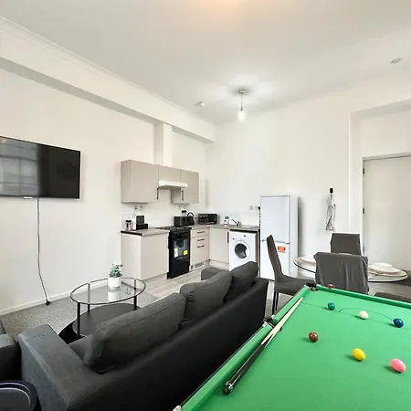 Haven - Modern 2 Bedroom In Apartment *
